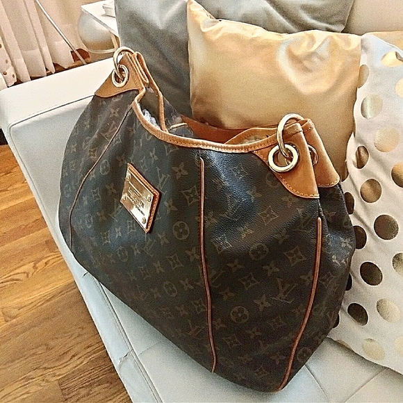 Louis Vuitton Handbags - Louis Vuitton bag
